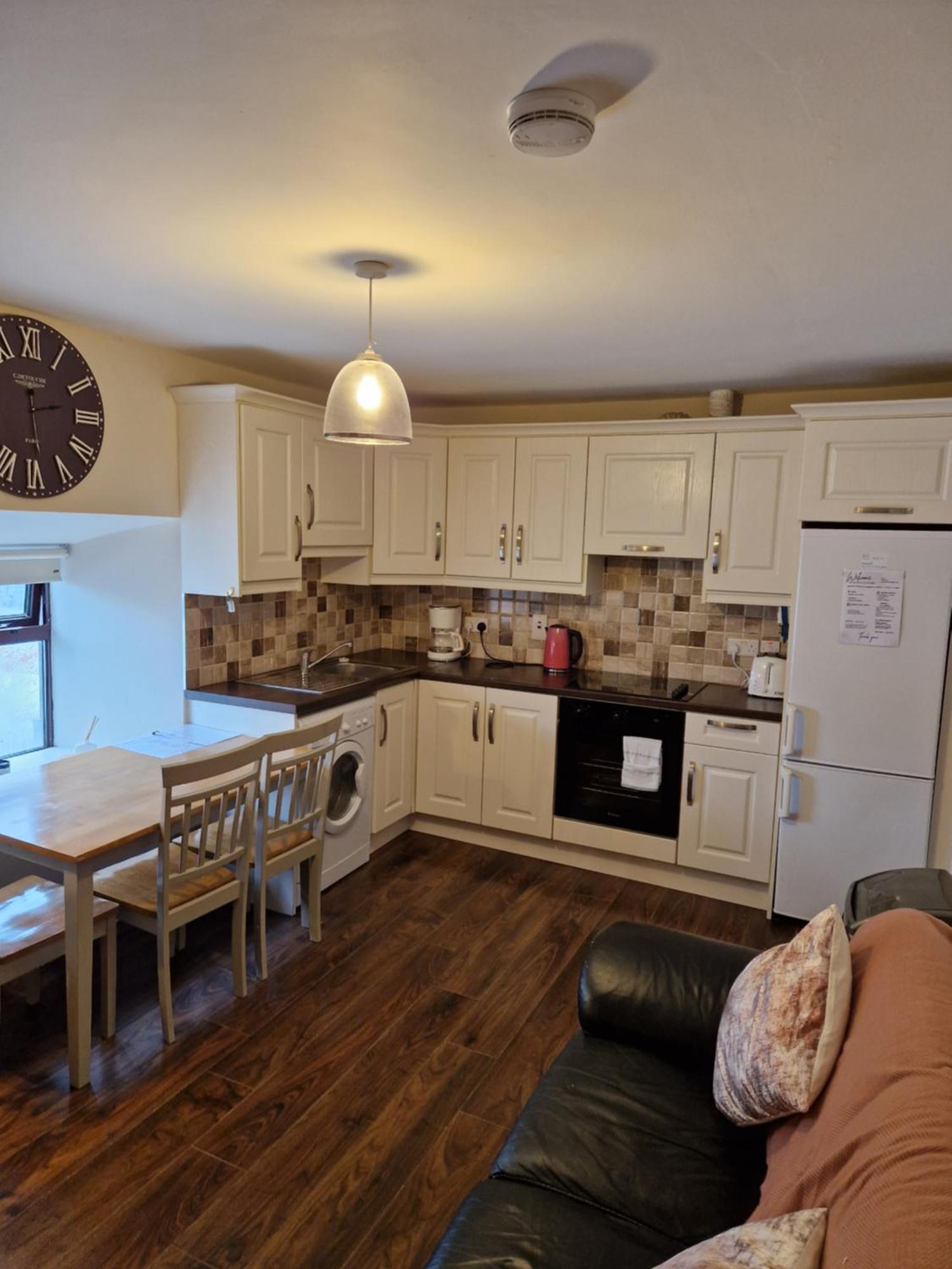 South Galway'S Gateway Apartment מראה חיצוני תמונה